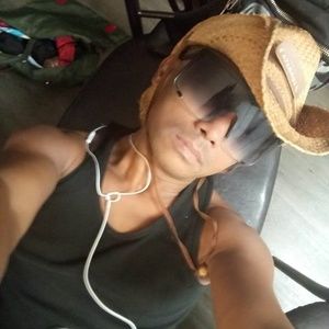 Meet your Posher, Ron